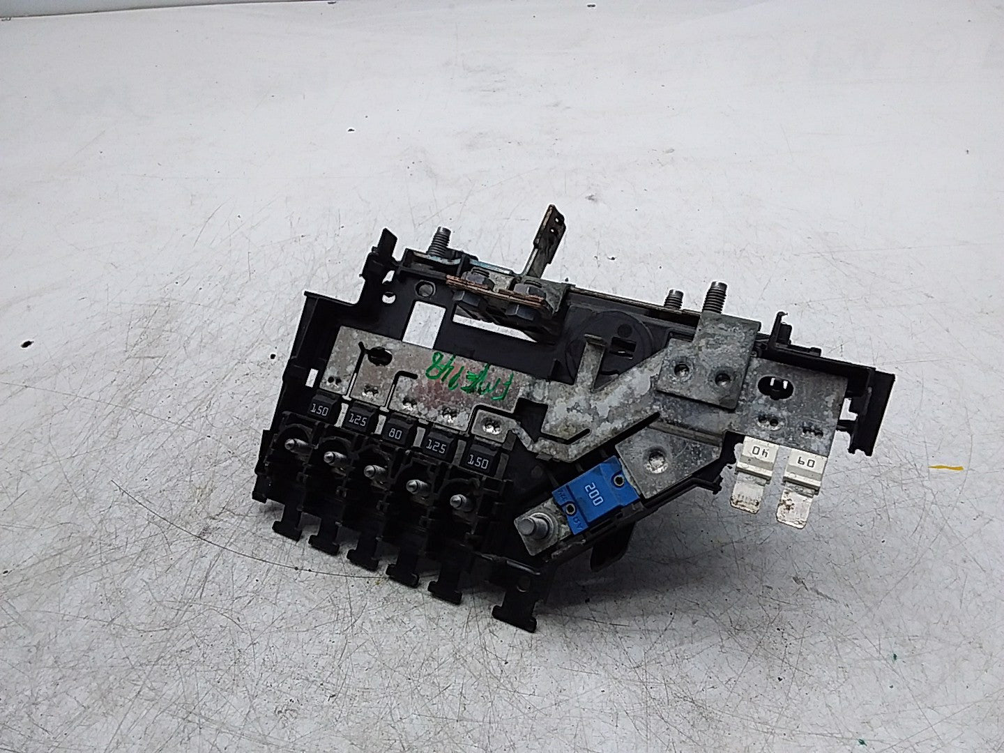 Mercedes C-CLASS  W205 Fuse Relay Junction Box  FMF148 A2065402250