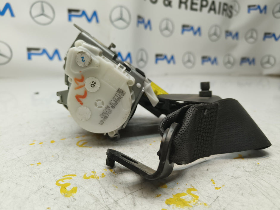 MERCEDES E300 W212 ESTATE DRIVER RIGHT SIDE REAR SEAT BELT A2128606085 FMS36 OSR