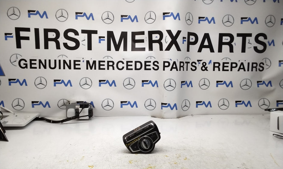 MERCEDES C-CLASS W205 HEADLIGHT CONTROL SWITCH 2014-2020 A2059057007 FM001021