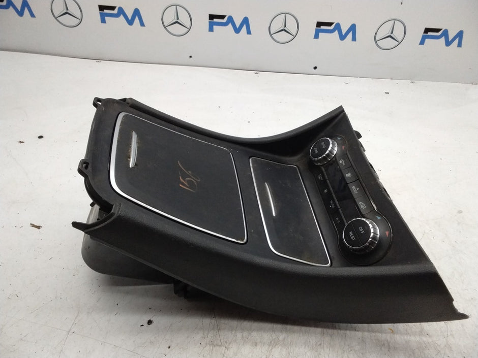 MERCEDES BENZ  A-CLASS W176 CENTRE  CONSOLE   A1766804800 FMK28