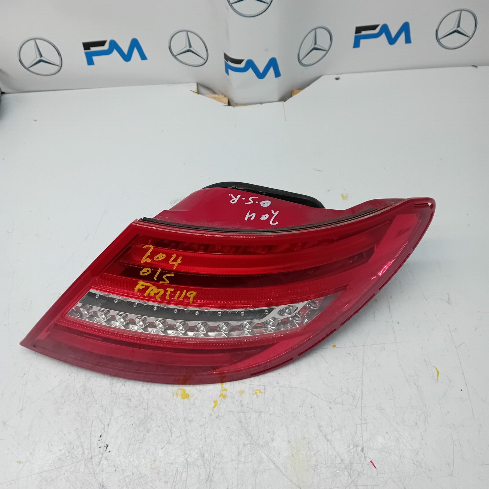 MERCEDES C-CLASS W204 DRIVER SIDE OS REAR TAIL LIGHT A2048205864 2011 FMT119