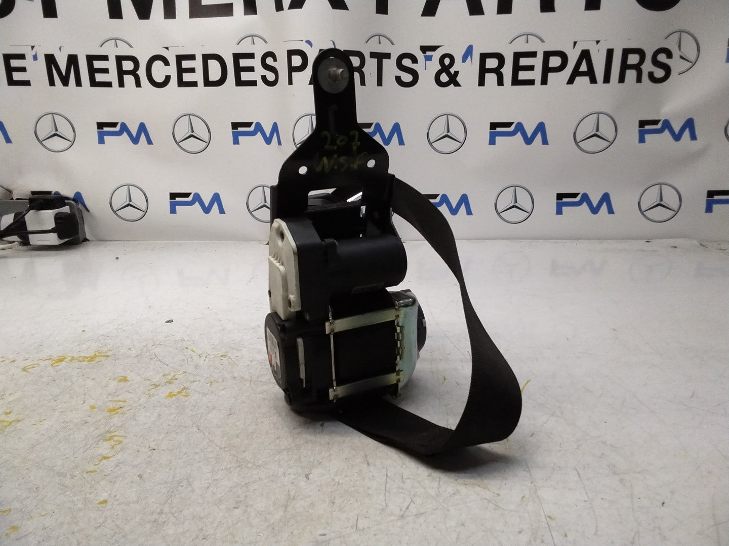 MERCEDES E CLASS SEAT BELT FRONT LEFT PASSENGER COUPE A2078605185 FMS443 NSF