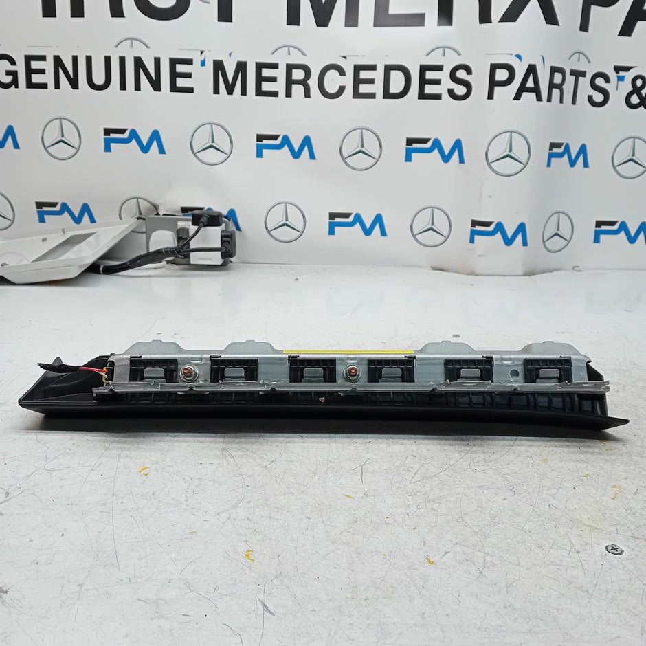 MERCEDES BENZ A-CLASS W176 O/S/F DRIVER SIDE KNEE AIRBAG FM00808