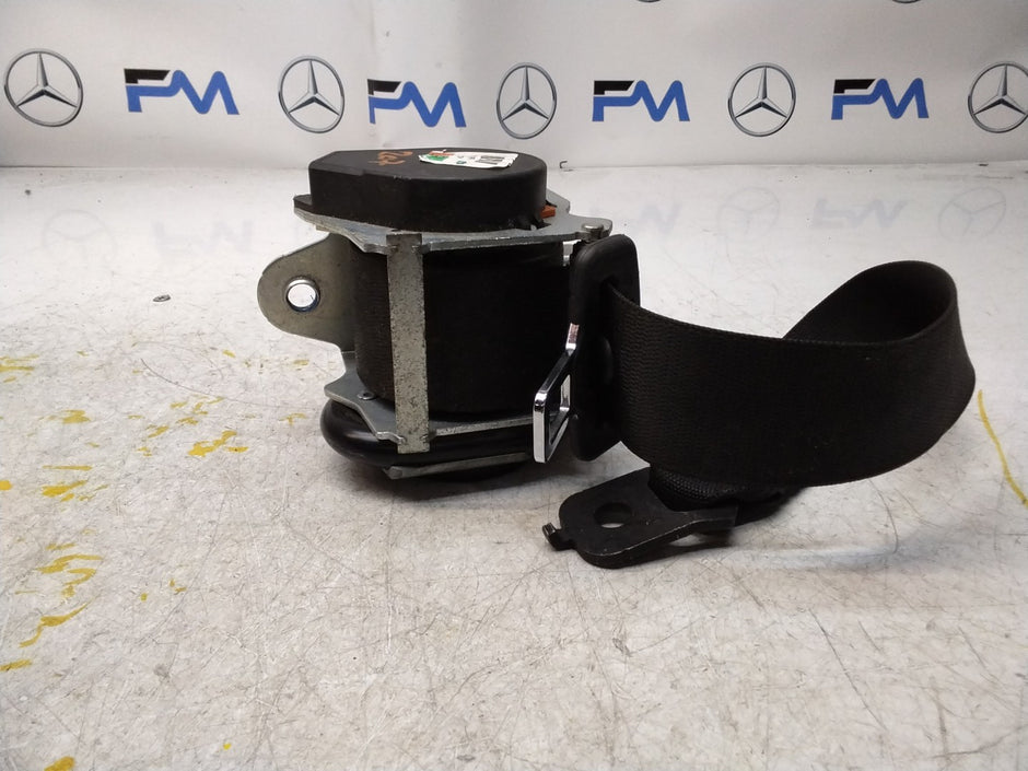 MERCEDES E CLASS SEAT BELT REAR RIGHT AND LEFT A2078602385 C207 FMS449 NSR OSR