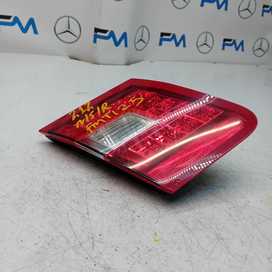 MERCEDES E-CLASS W212 DRIVER SIDE OS REAR TAIL LIGHT A2129060358 2012 FMT125