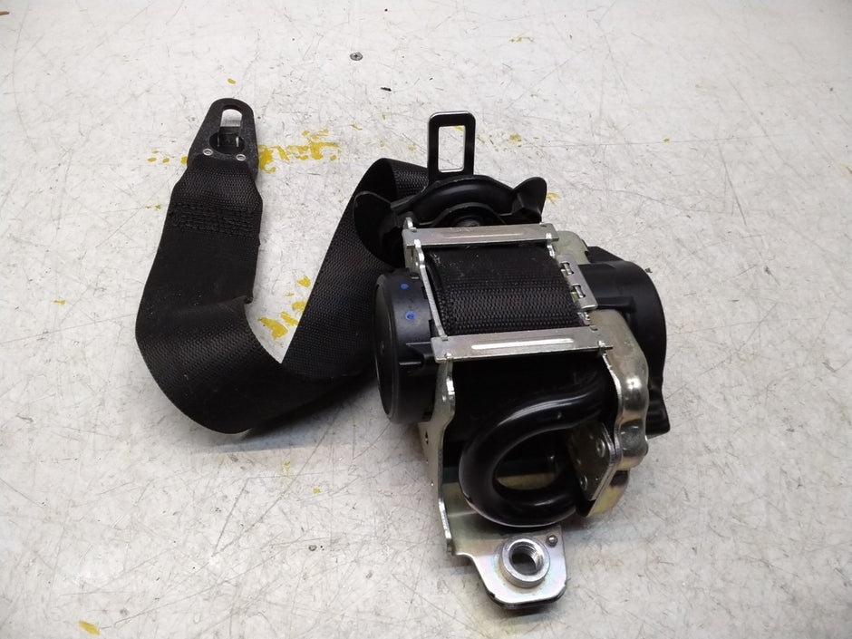 MERCEDES C-CLASS W205 SEAT BELT FRONT PASSENGER LEFT SIDE A2058600185 FMS348 NSF
