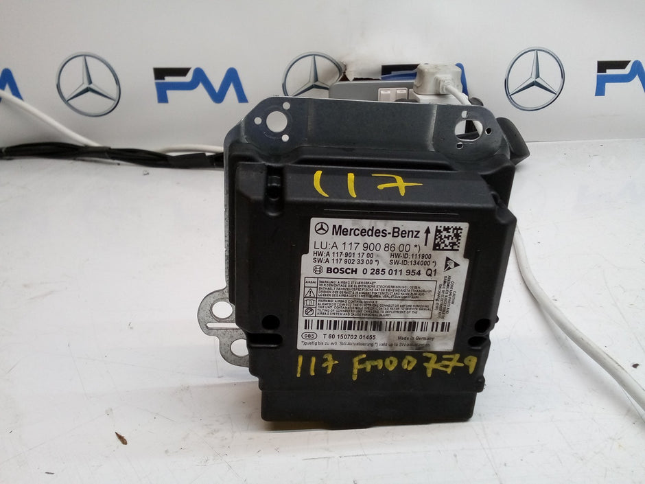 MERCEDES CLA AIRBAG CONTROL MODULE W117 A1179008600 FM00779