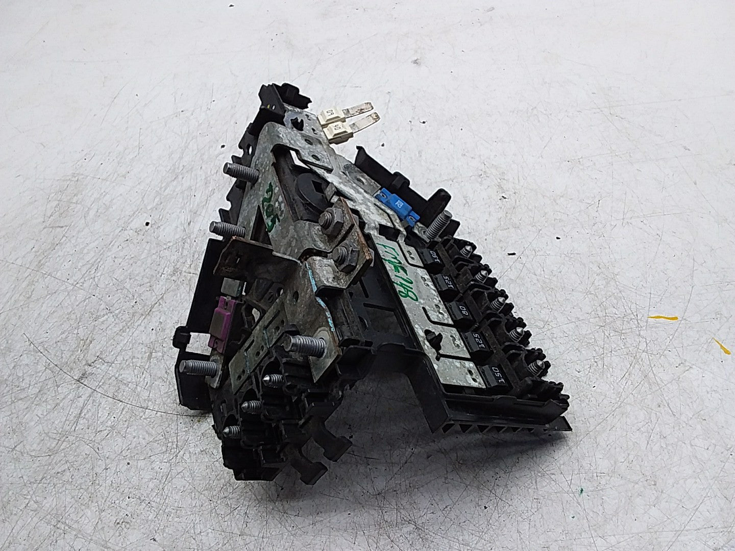 Mercedes C-CLASS  W205 Fuse Relay Junction Box  FMF148 A2065402250