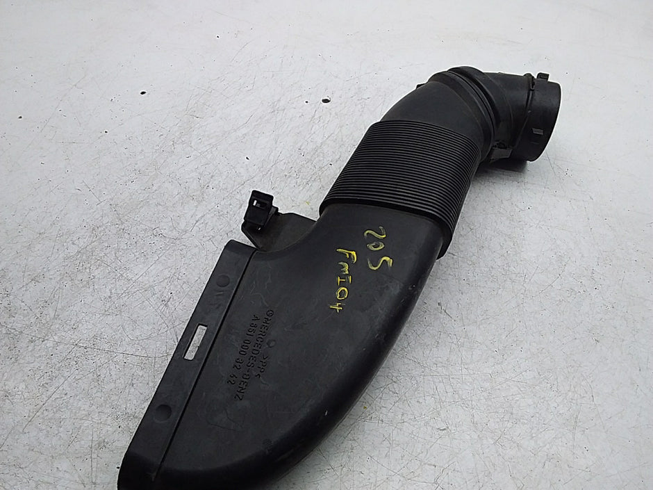 MERCEDES-BENZ C-CLASS A205 AIR INTAKE TUBE A6510903242 FMI04