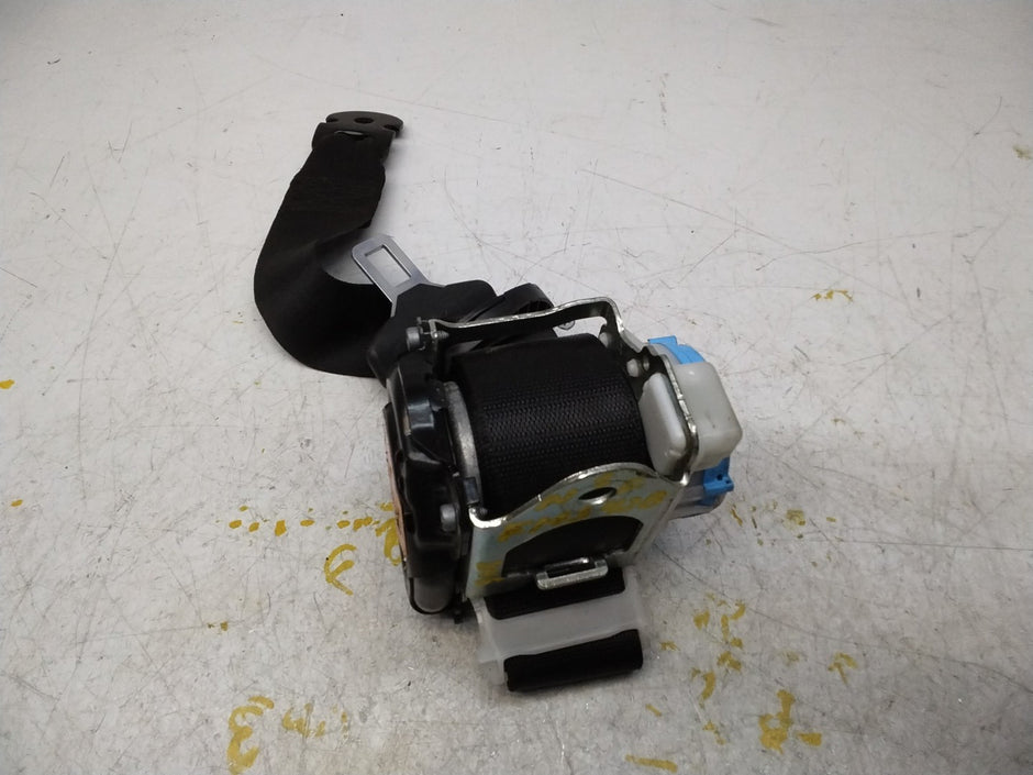 MERCEDES A CLASS SEAT BELT FRONT LEFT PASSENGER SIDE A2468600000 W176 FMS428 NSF