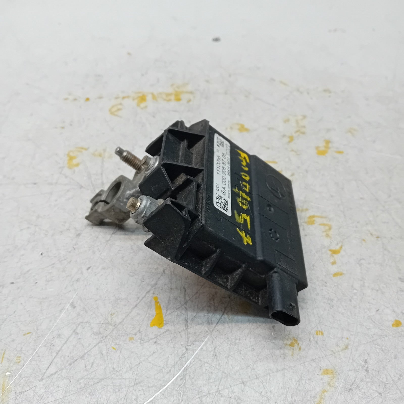 MERCEDES  C CLASS W205 W213 NEGATIVE BATTERY CLAM TERMINAL A0009068705 FM001057