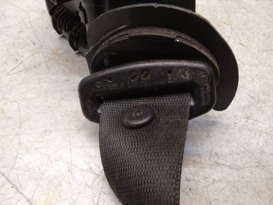 MERCEDES A CLASS SEAT BELT FRONT RIGHT A1768600285 W176 FMS182 OSF