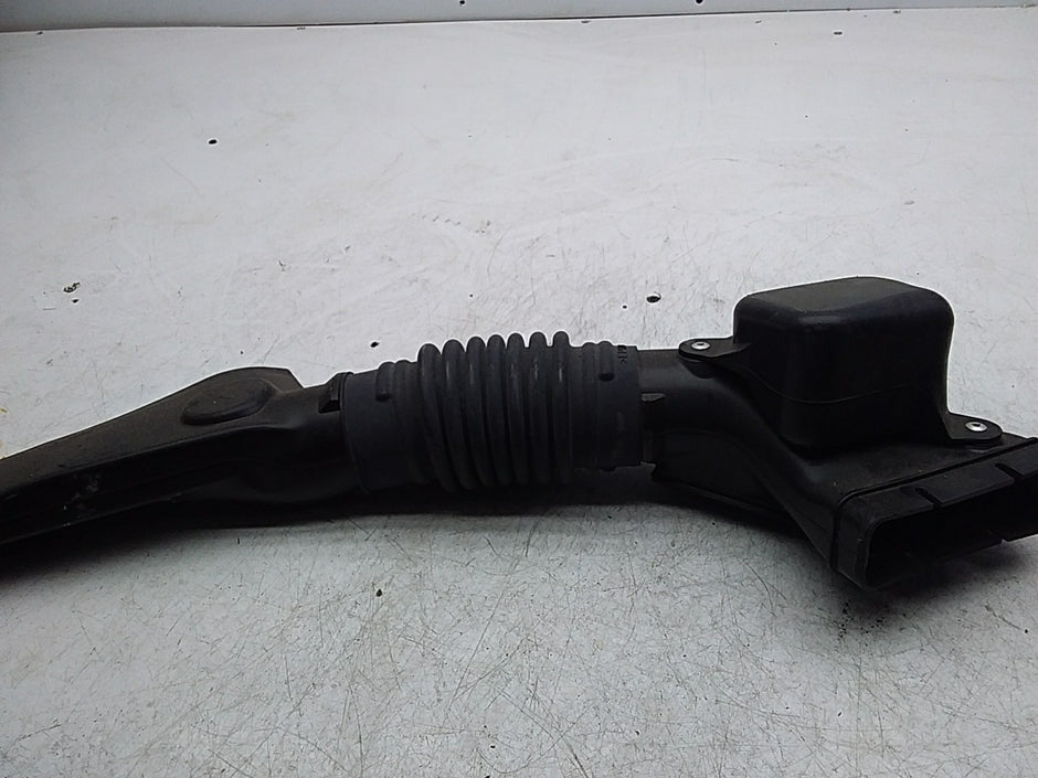 MITSUBISHI OUTLANDER AIR INTAKE TUBE 1505A661 FMI81