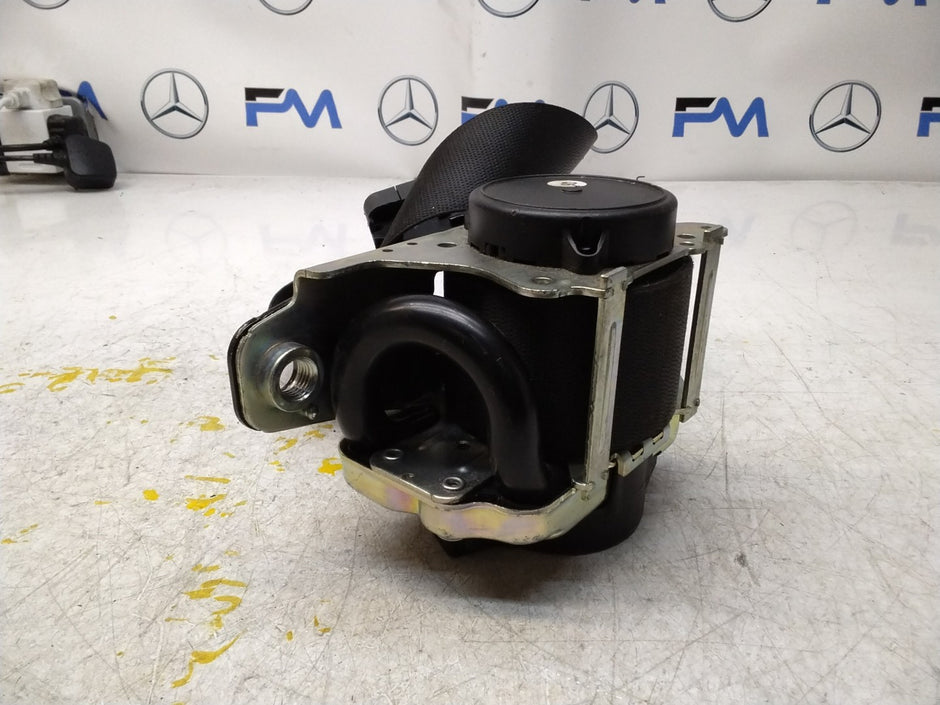 MERCEDES-BENZ W205 C CLASS FRONT LEFT PASSENGER SEATBELT A2058605185 FMS338 NSF