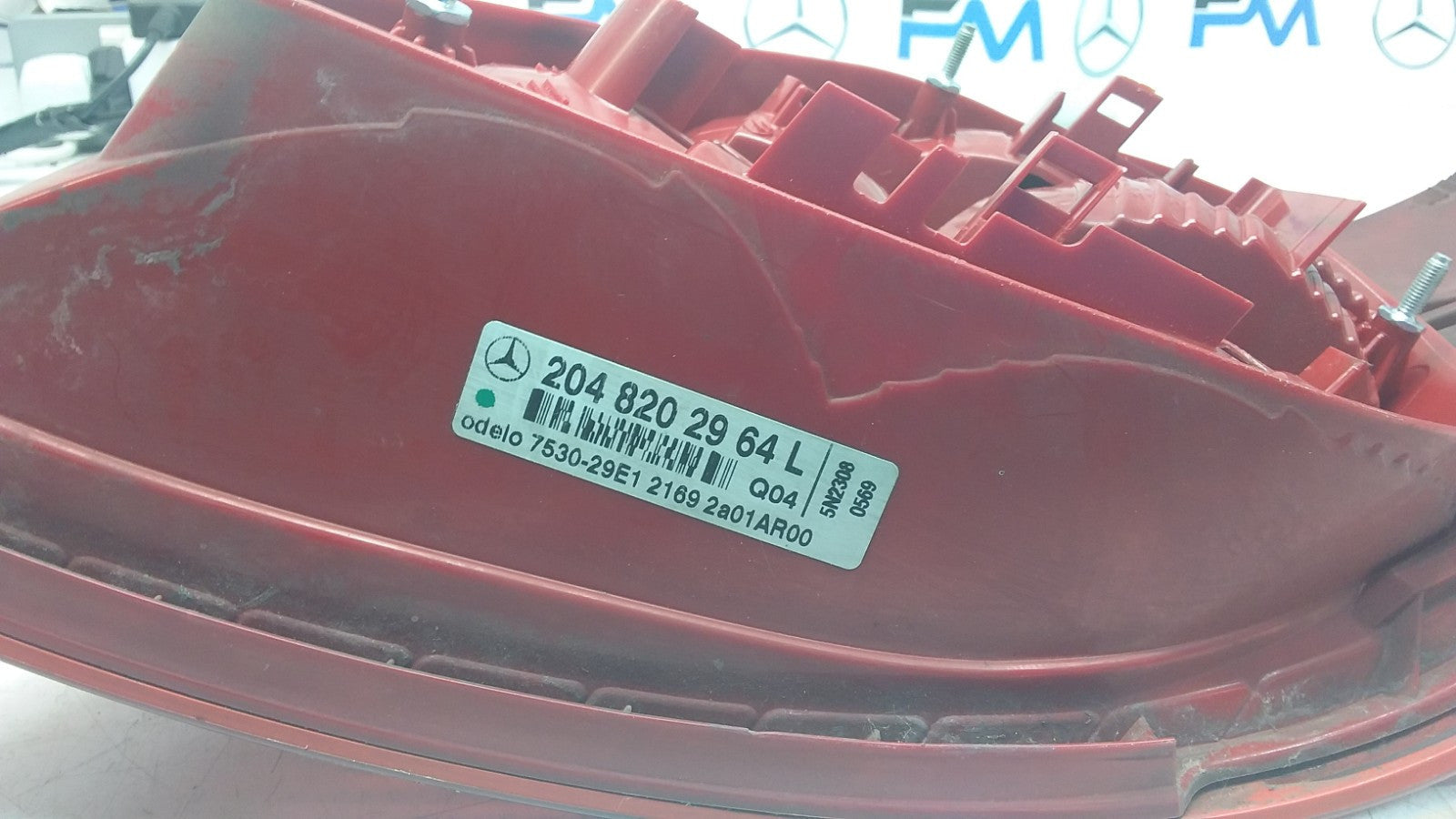MERCEDES C-CLASS W204 PASSENGER SIDE NS REAR TAIL LIGHT A2048202964 2011 FMT107