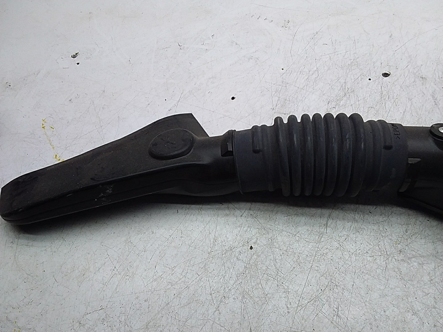 MITSUBISHI OUTLANDER AIR INTAKE TUBE 1505A661 FMI81