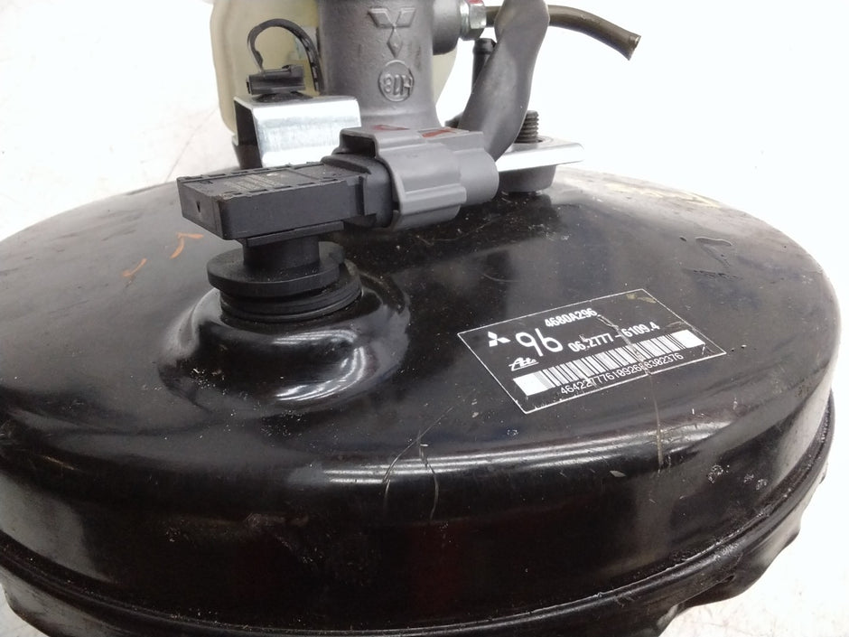 MITSUBISHI OUTLANDER BRAKE SERVO 4680A296 FMB52