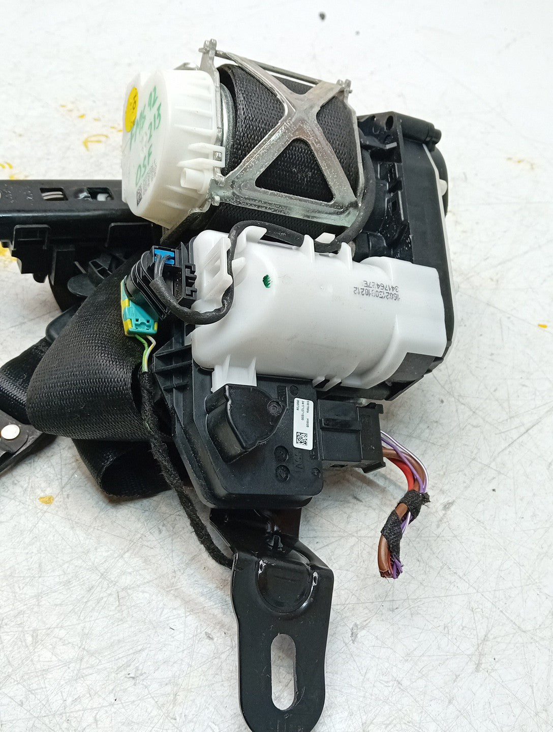 MERCEDES E220 SEAT BELT A2138605600 FRONT RIGHT DSL AUTO W213 ESTATE FMS92 OSF