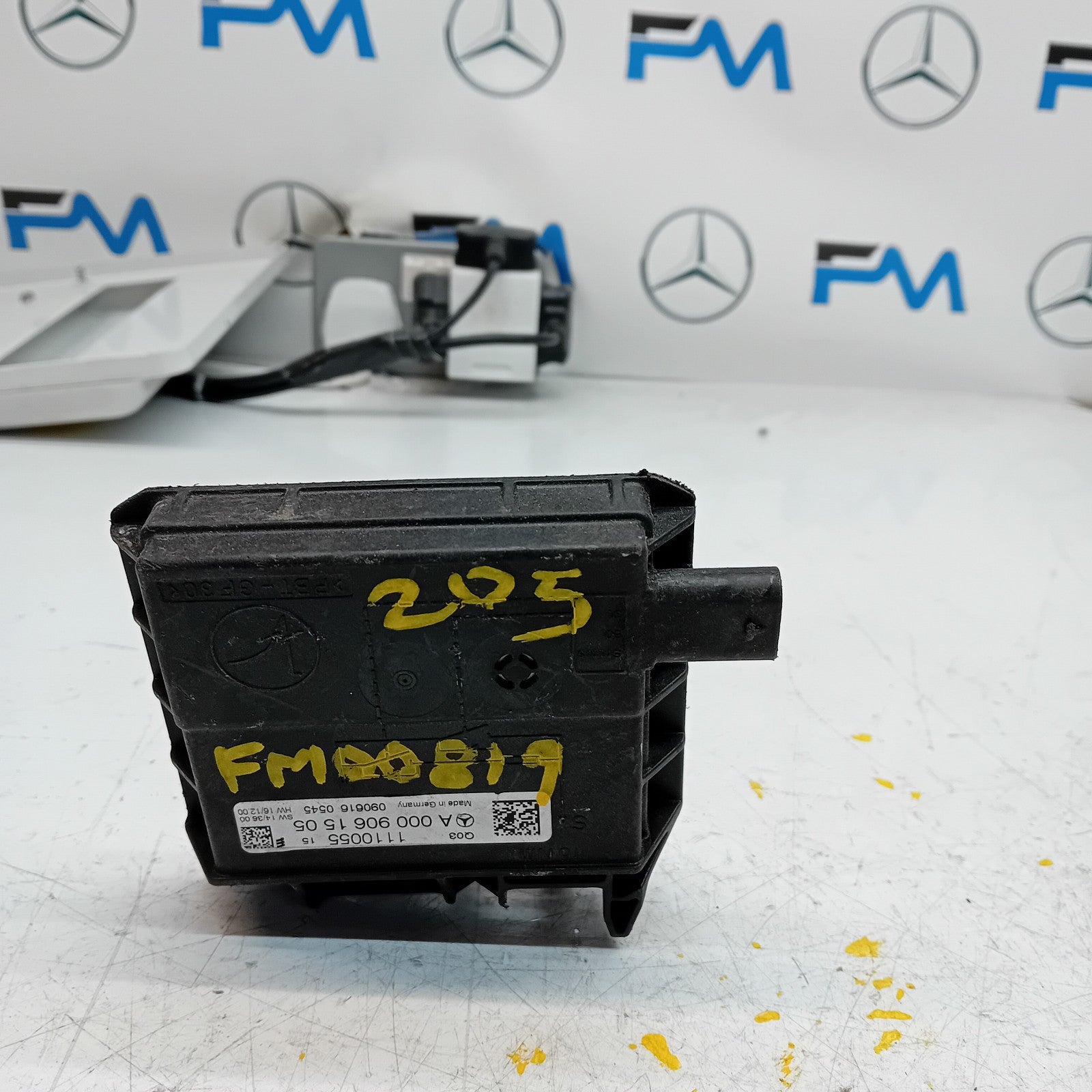 MERCEDES  C E CLASS W205 W213 NEGATIVE BATTERY CLAM TERMINAL A0009061505 FM00819