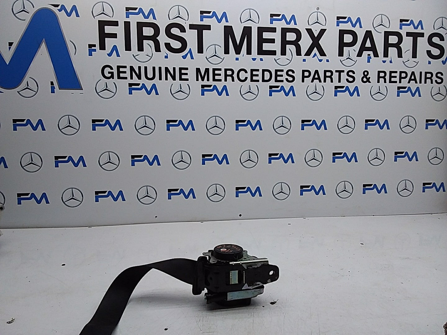 MERCEDES C-CLASS W205 SEAT BELT REAR RIGHT DRIVER SIDE A2058604085 FMS279 OSR