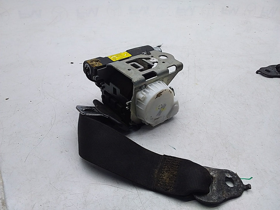 MERCEDES C-CLASS W204 SEAT BELT REAR  LEFT PASSENGER SIDE A2048602886 FMS209 NSR