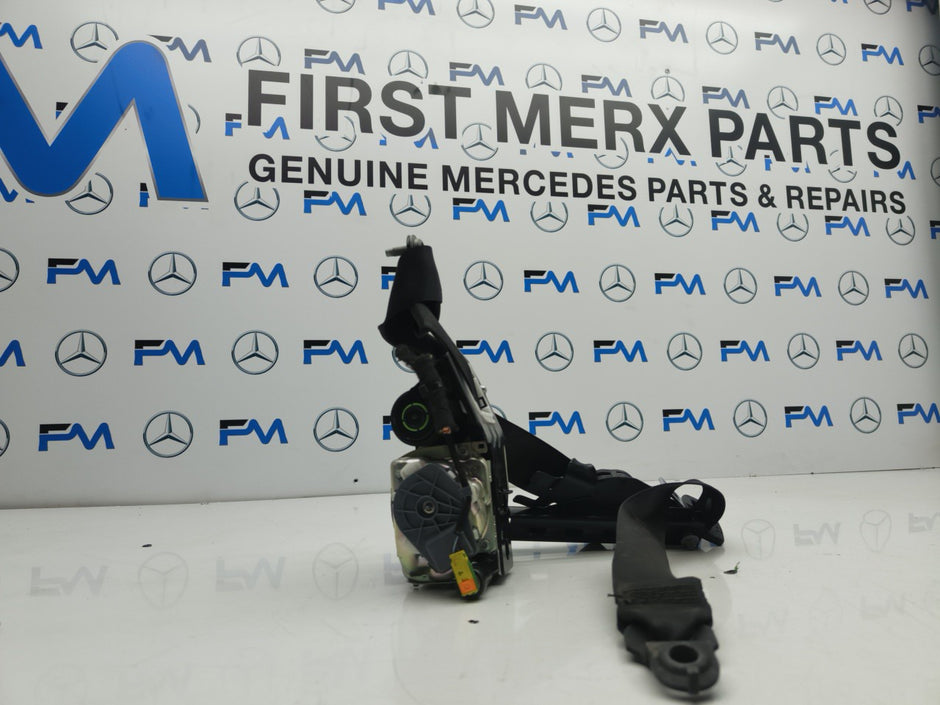 MERCEDES E-CLASS W212  SEAT BELT FRONT LEFT PASSENGER SIDE A2128600786 FMS23 NSF