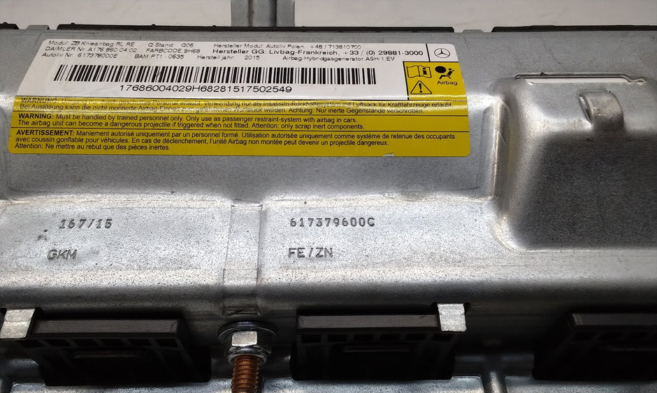 MERCEDES BENZ A-CLASS W176 O/S/F DRIVER SIDE KNEE AIRBAG FM00755