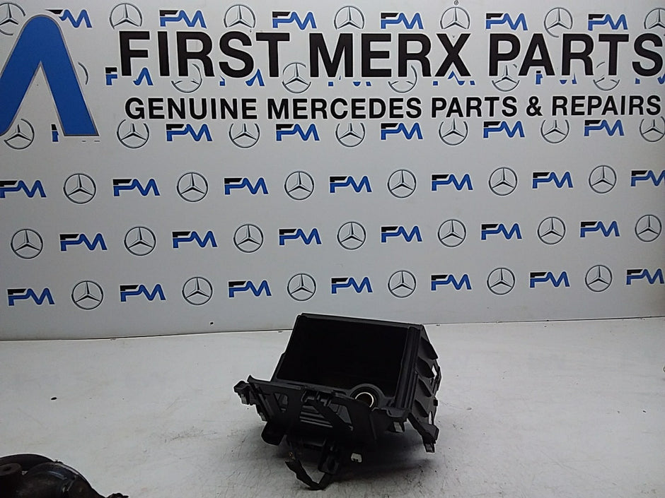 MITSUBISHI OUTLANDER CENTRE DASH STORAGE 8637B421 FMK28