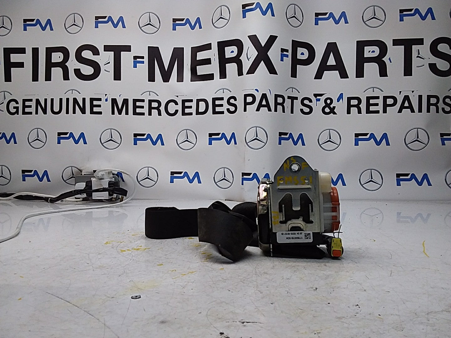 MERCEDES A CLASS  FRONT LEFT SEAT BELT WITH PRETENSIONER A1778600700 FMS51 NSF