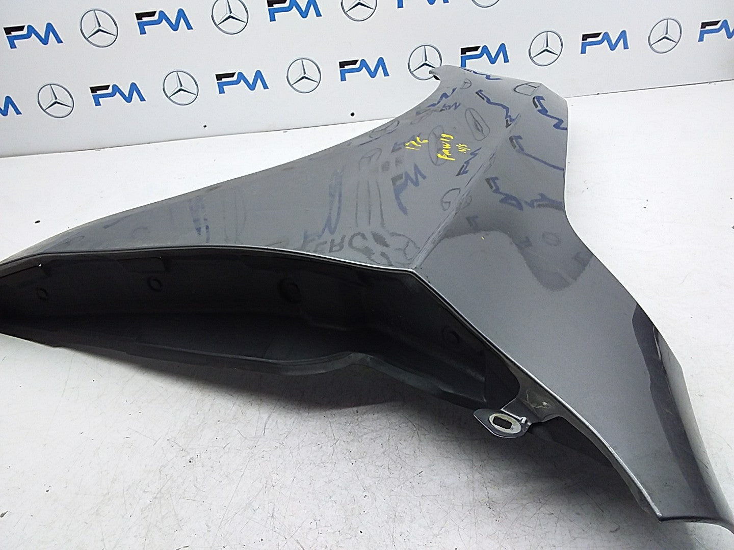 MERCEDES  BENZ A-CLASS W176 NS LEFT PASSENGER SIDE WINGS  FMW13  A1768890000