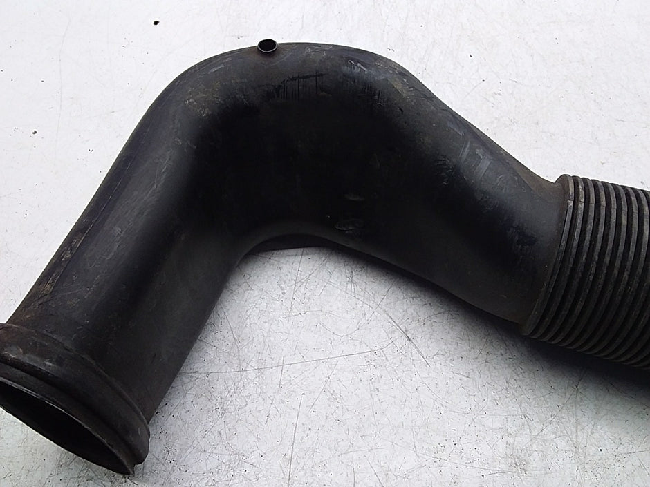MERCEDES-BENZ E-CLASS A212 AIR INTAKE TUBE A6510903437 FMI02