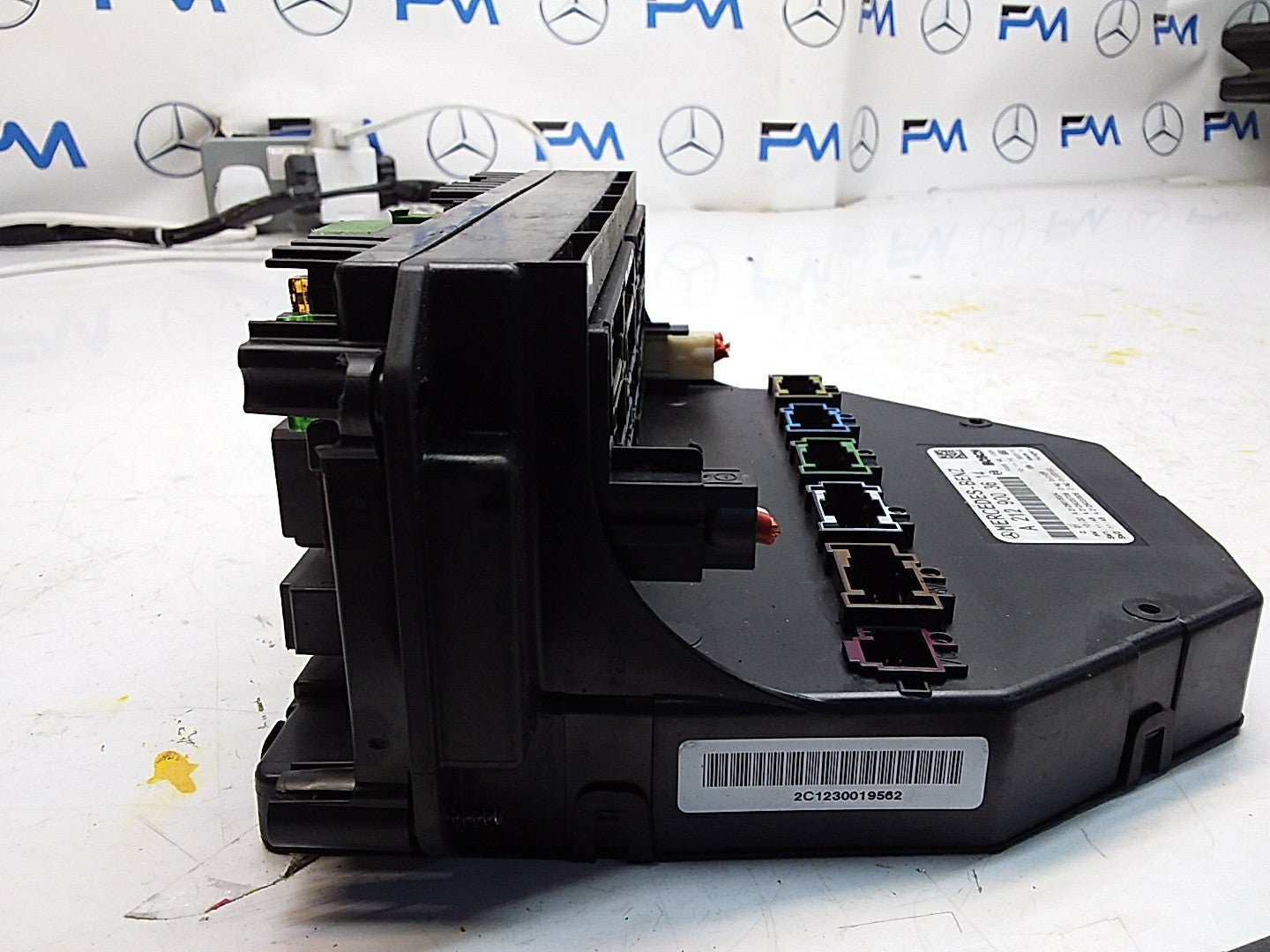 Mercedes E-CLASS W212 Fuse  Box RELAY A2129003614 FMF99