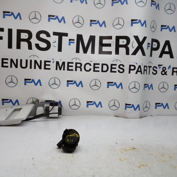 Mercedes E-CLASS W211 ELECTRIC COOLANT WATER PUMP A2118350028 FM00796
