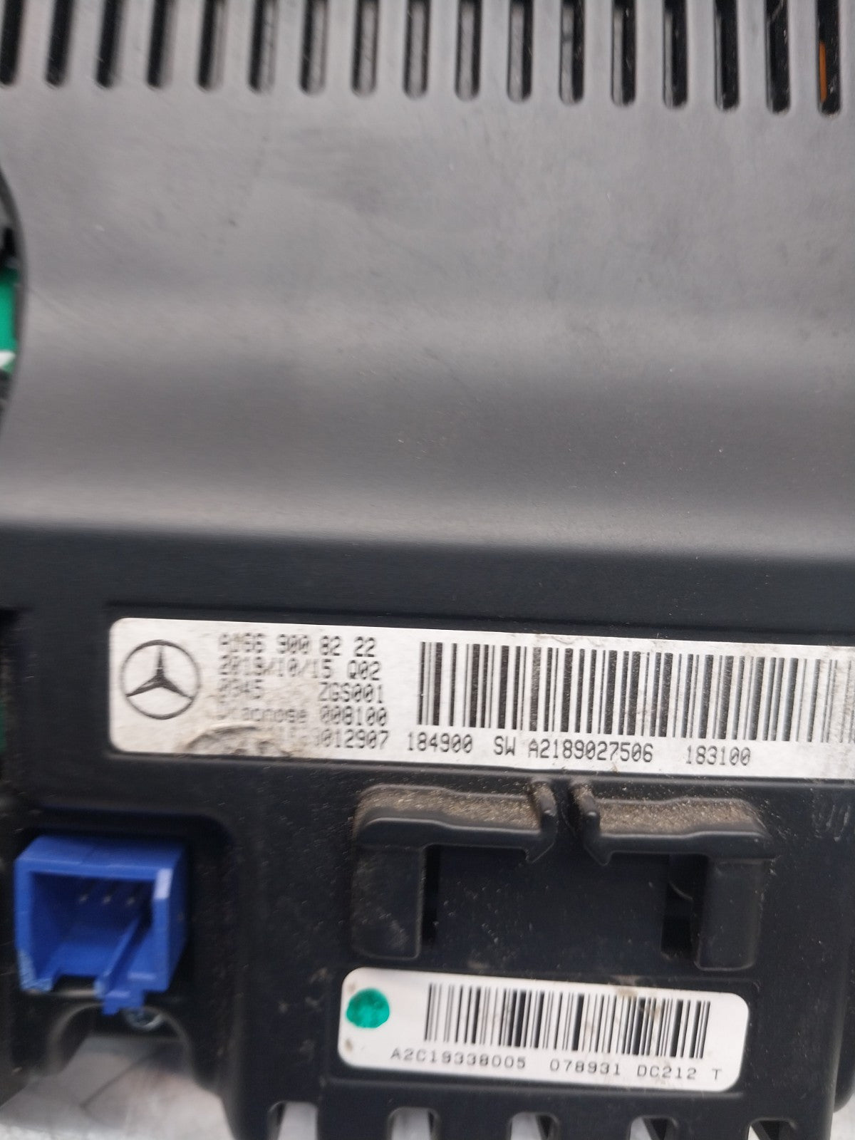 MERCEDES ML/M-CLASS W166 DISPLAY SCREEN A1669008222 2015 FM00725