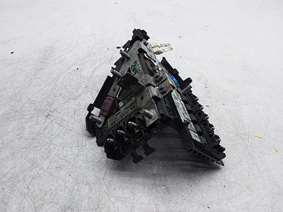 Mercedes C-CLASS  W205 Fuse Relay Junction Box  FMF148 A2065402250