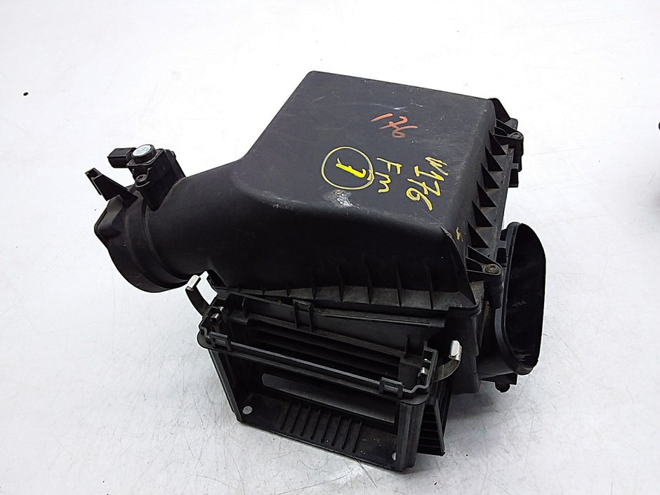 MERCEDES GLA CLASS X156 2013-2020 AIR FILTER BOX  SENSOR 2.1 D A6450900001 FMA01