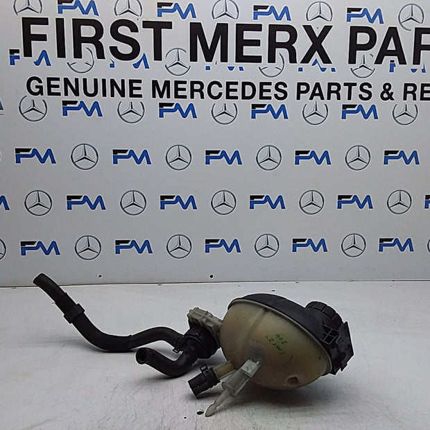MERCEDES BENZ C-CLASS W204 COOLANT EXPANSION TANK  A2045000549 FMC127