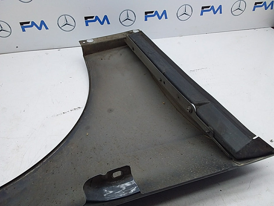 MERCEDES  E-CLASS W212 NS LEFT PASSENGER SIDE WINGS FMW31 A2128610901