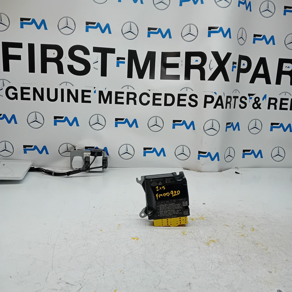 MERCEDES E-CLASS AIRBAG CONTROL MODULE W213 A2139007105 FM00920
