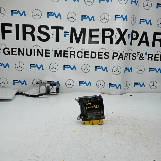 MERCEDES E-CLASS AIRBAG CONTROL MODULE W213 A2139007105 FM00920