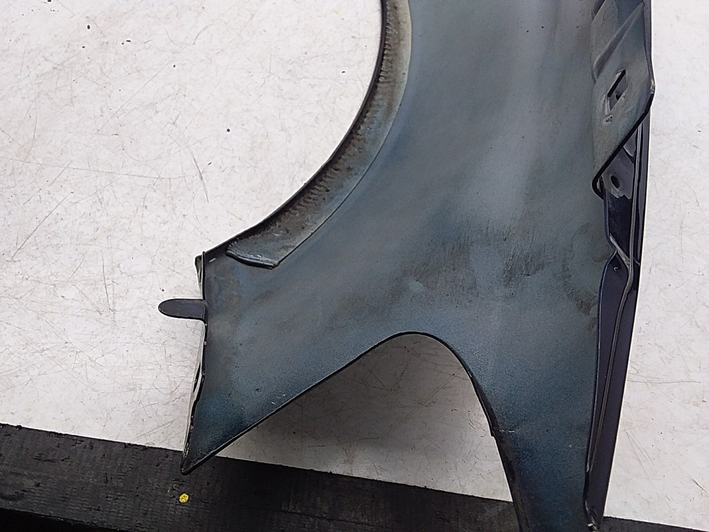 MERCEDES  C-CLASS W205 NS LEFT PASSENGER SIDEWINGS A2058810148 FMW05 (DAMAGED)