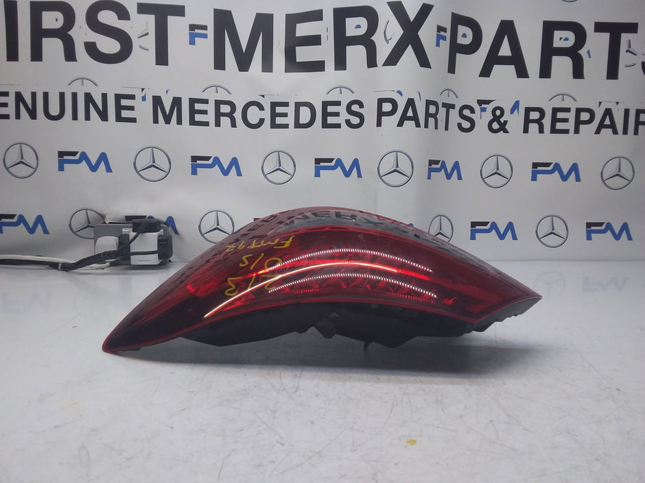 MERCEDES E-CLASS W213 DRIVER SIDE OS REAR TAIL LIGHT FMT97