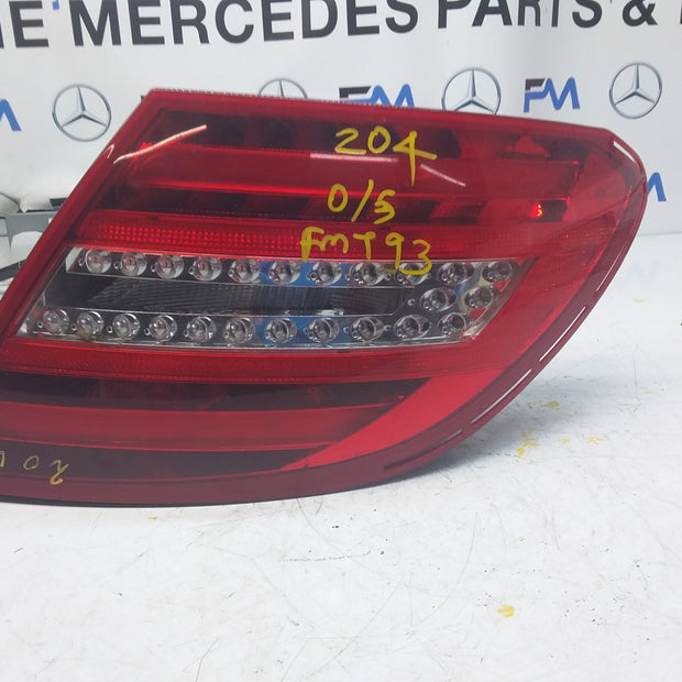 MERCEDES  C-CLASS W204 2011 REAR PASSENGER N/S TAIL LIGHT A2048205464 FMT92