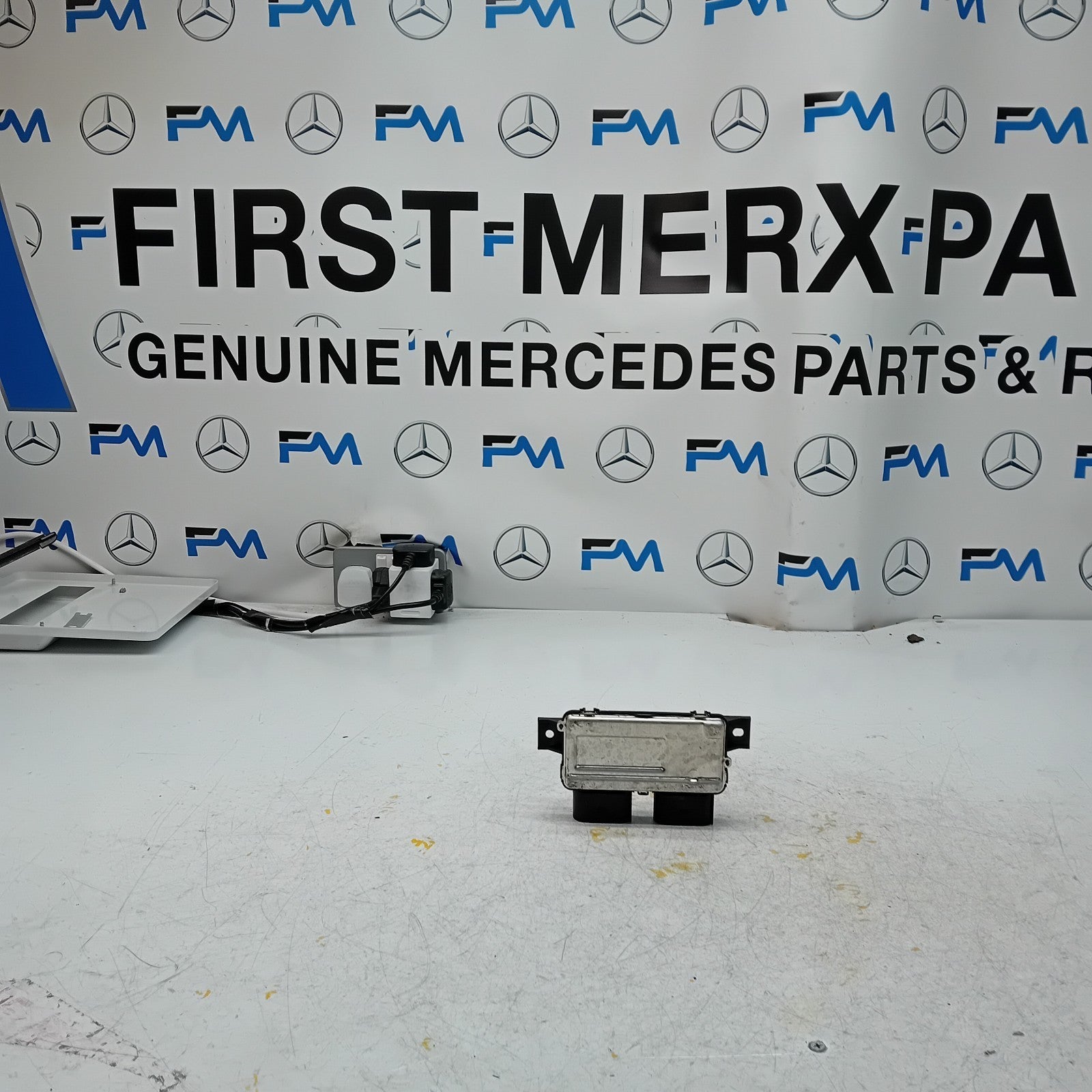 MERCEDES SPRINTER W906 FUEL PUMP CONTROL MODULE A0009008214 FM00958