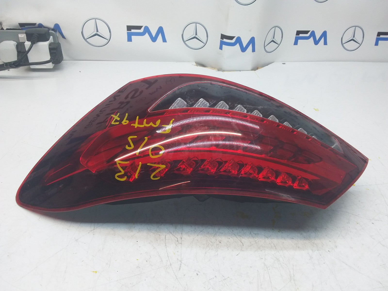 MERCEDES E-CLASS W213 DRIVER SIDE OS REAR TAIL LIGHT FMT97