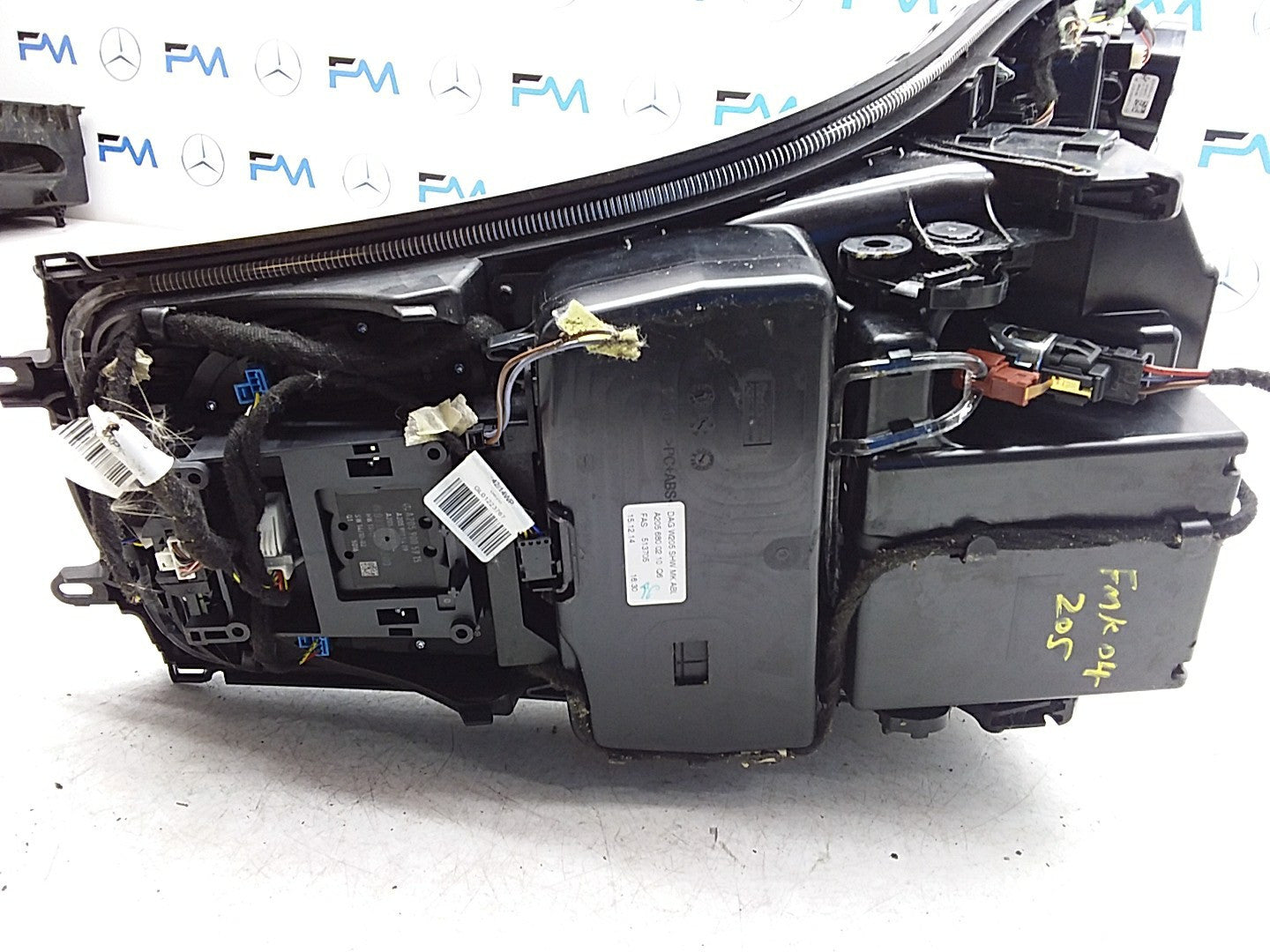 2014 ONWARDS MERCEDES C-CLASS W205 CENTRE  CONSOLE  A2056800210 FMK04