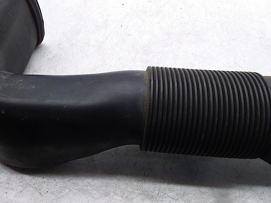 MERCEDES-BENZ E-CLASS A212 AIR INTAKE TUBE A6510903437 FMI02