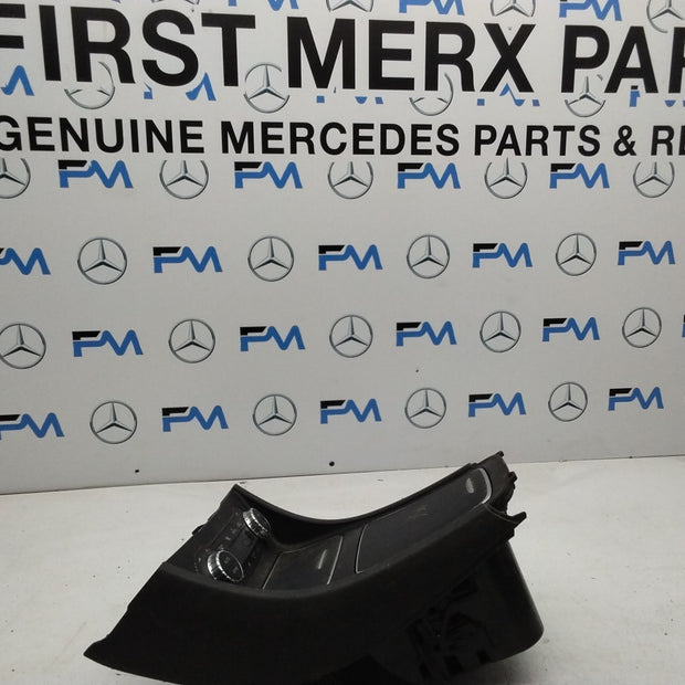 MERCEDES BENZ  A-CLASS W176 CENTRE  CONSOLE   A1766804800 FMK28