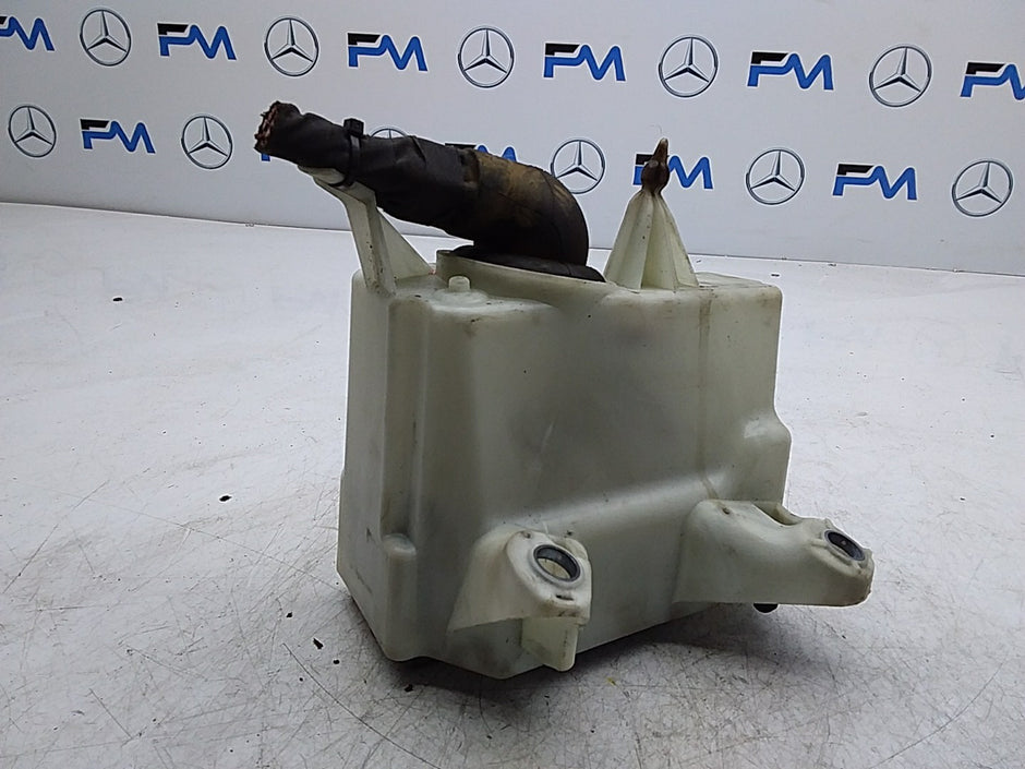 Mercedes C-CLASS  W205 Fuse Relay Junction Box  FMF151  A2059981301