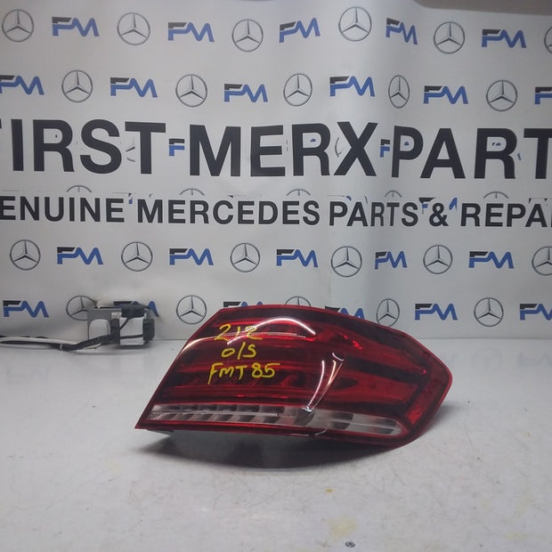 MERCEDES E-CLASS W212 REAR DRIVER O/S TAIL LIGHT A2129060803 2018 FMT85